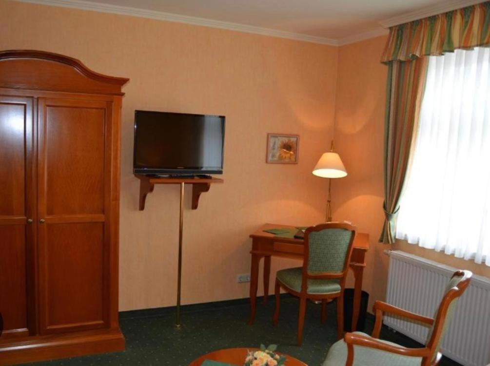 Pension Alter Kutschenbauer Вернигероде Экстерьер фото